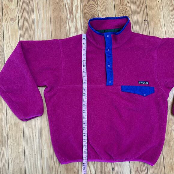 Vintage Y2K Patagonia Synchilla Magenta Fleece Sweatshirt - Women's Medium - Picture 4 of 7